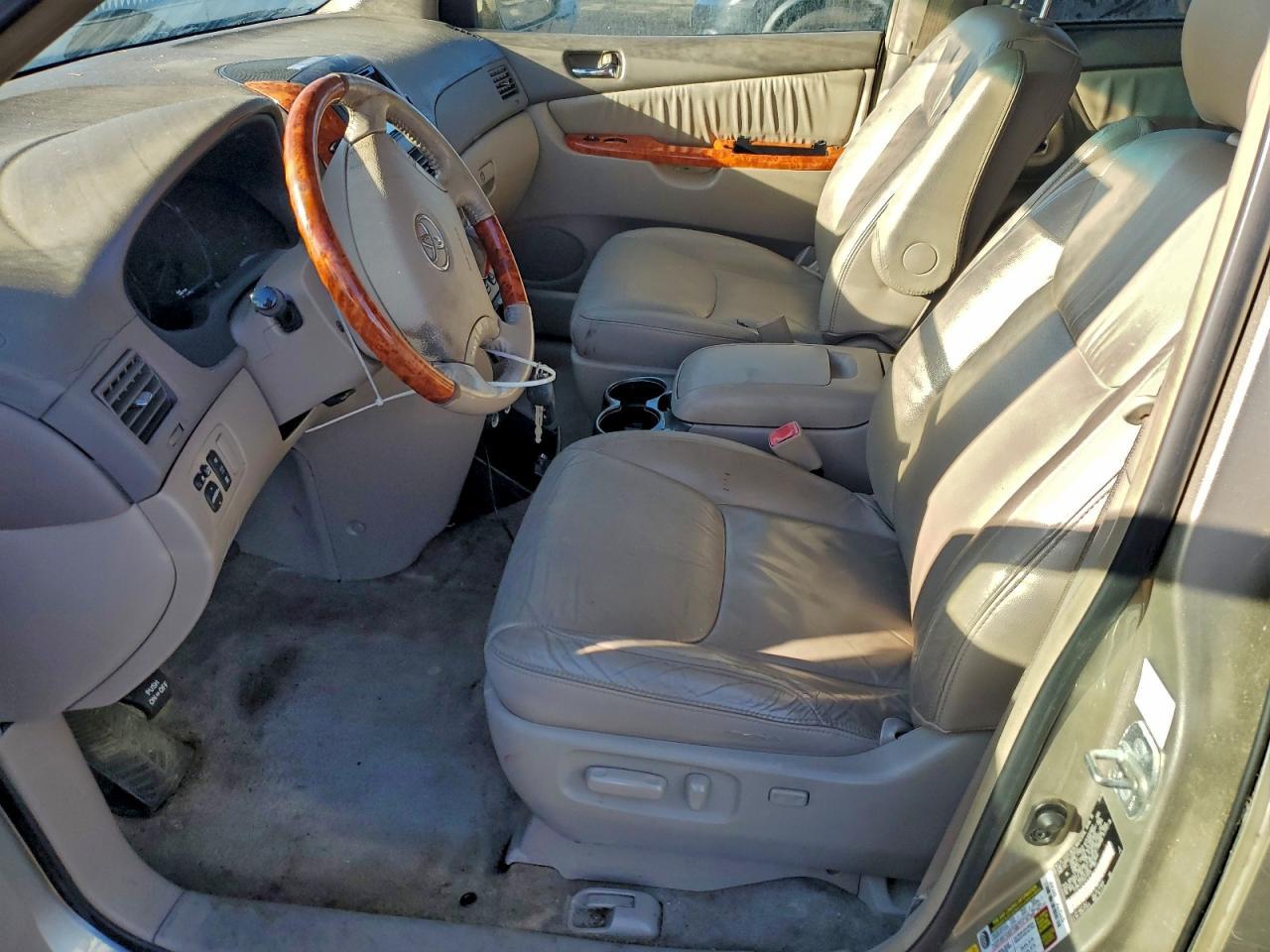 2008 Toyota Sienna Xle - Image 7