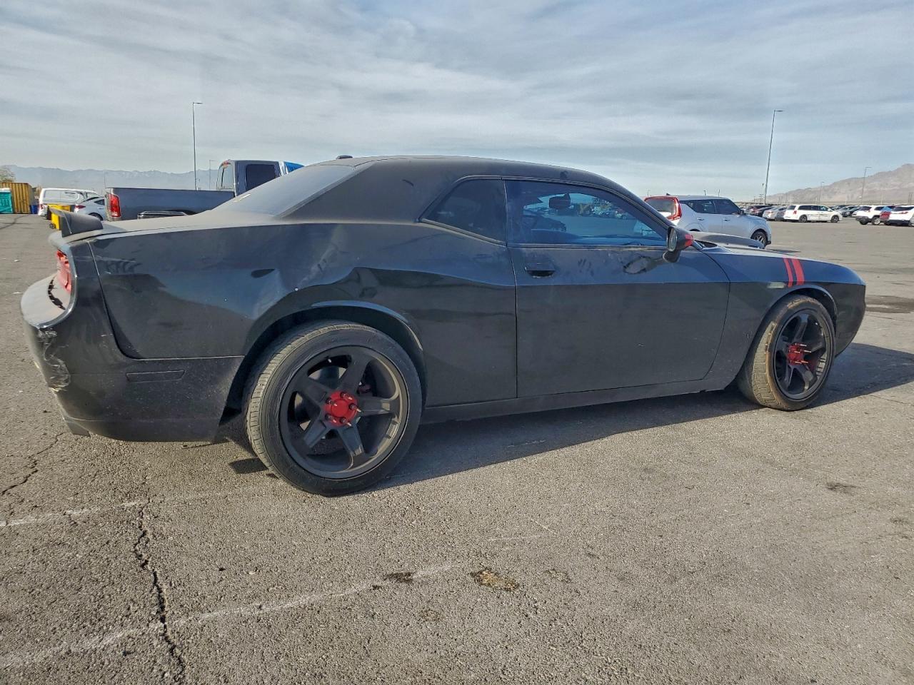 2011 Dodge Challenger R - Image 3