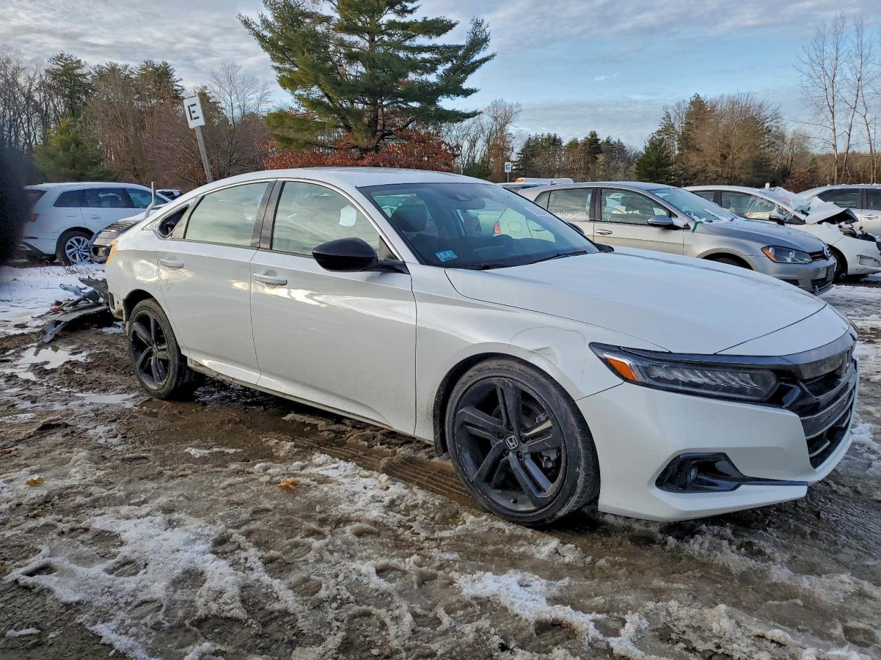 2022 Honda Accord Sport Se - Image 4