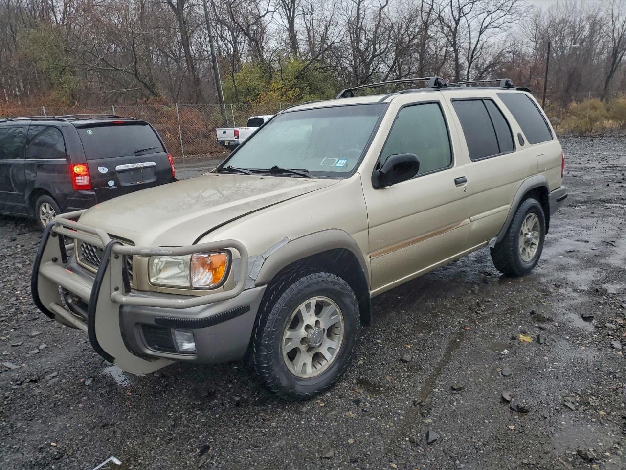 2000 Nissan Pathfinder Le