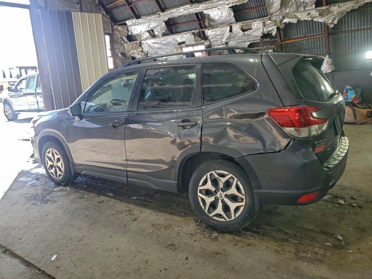 2023 Subaru Forester Premium - Image 2