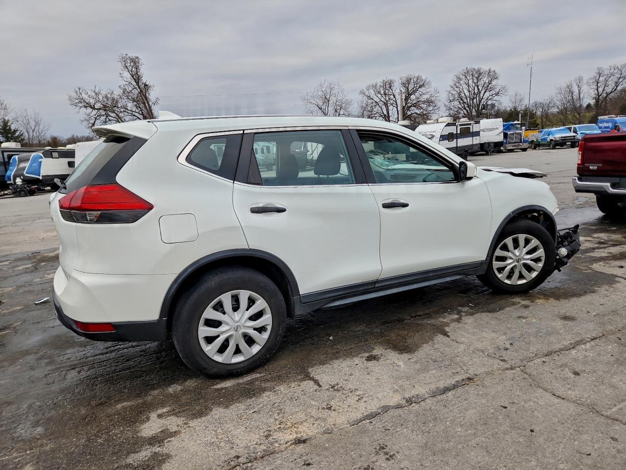 2017 Nissan Rogue S - Фото 3