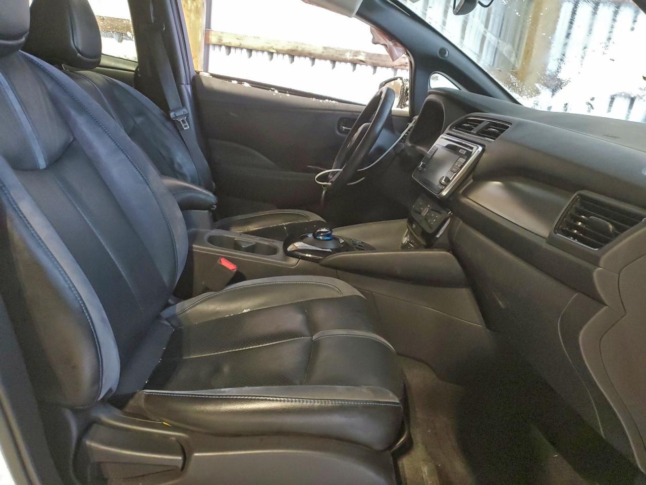 2018 Nissan Leaf S - Фото 7