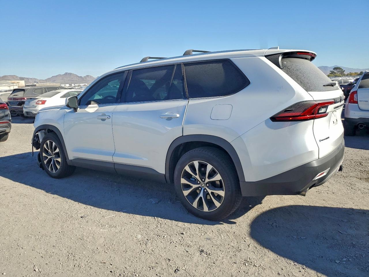 2026 Toyota Grand Highlander Limited - Фото 2