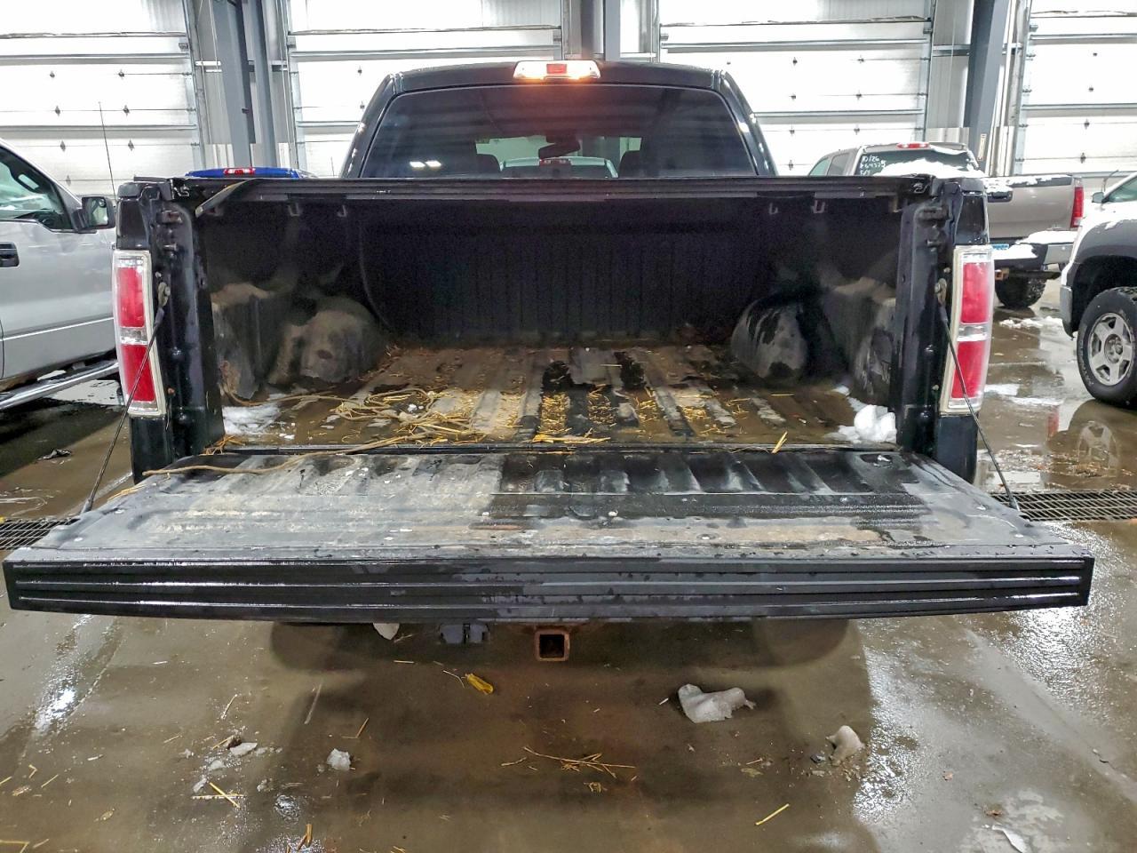 2010 Ford F150 Supercrew - Image 6