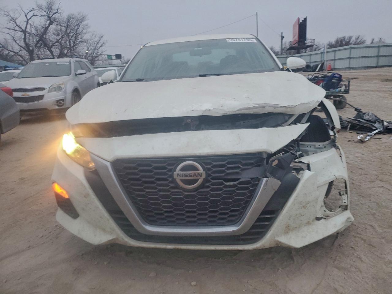 2019 Nissan Altima S - Фото 5