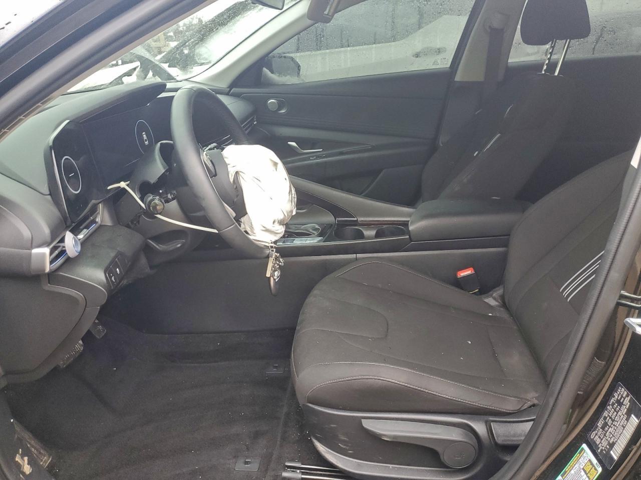 2025 Hyundai Elantra Sel - Фото 7