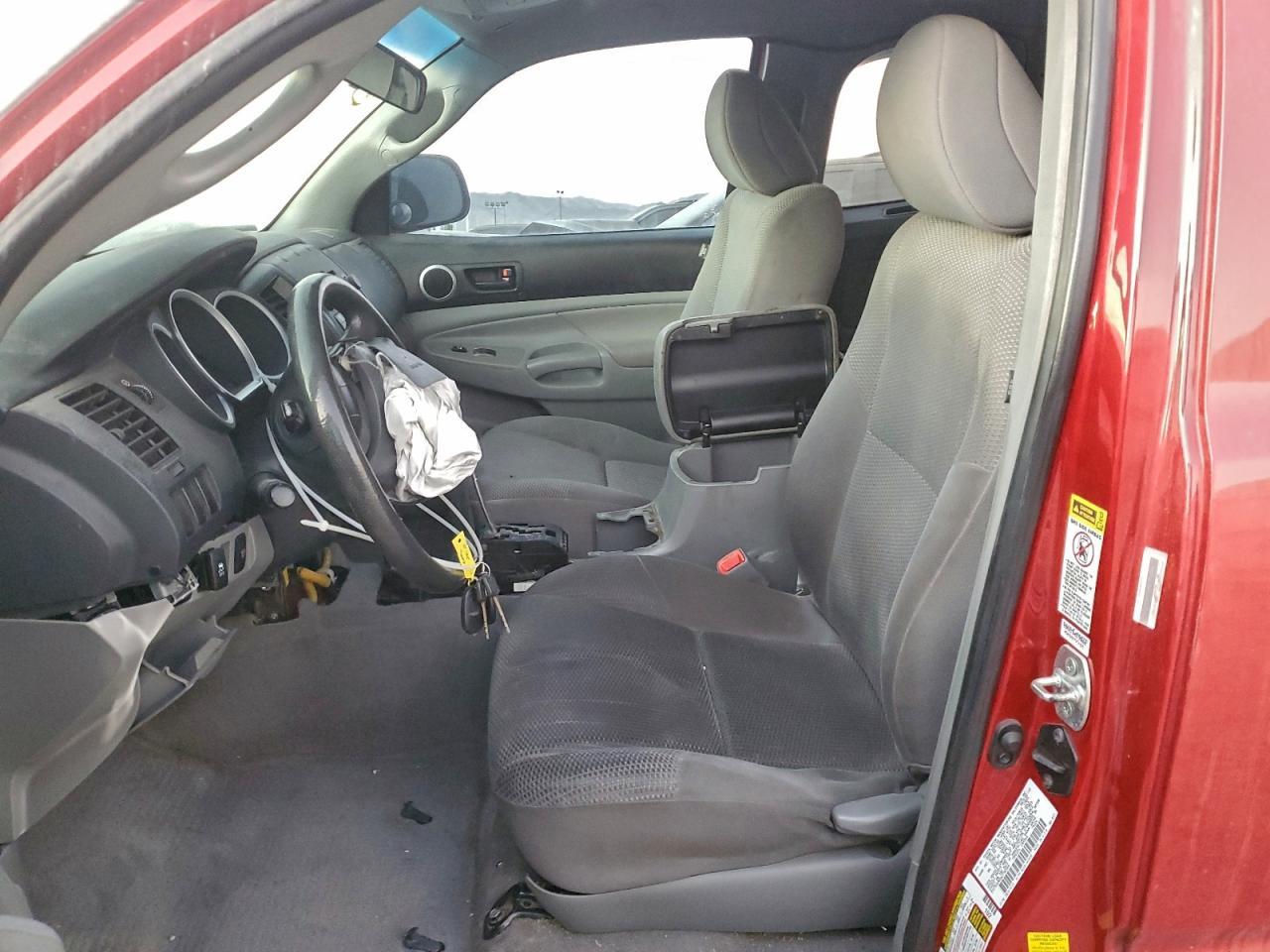 2010 Toyota Tacoma Access Cab - Image 7