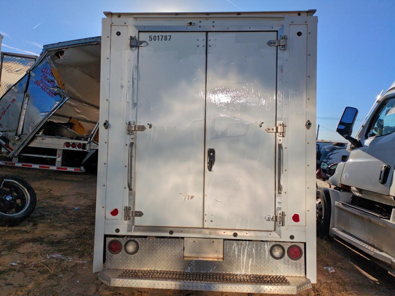 2022 Ford Econoline - Delivery Truck - Фото 6