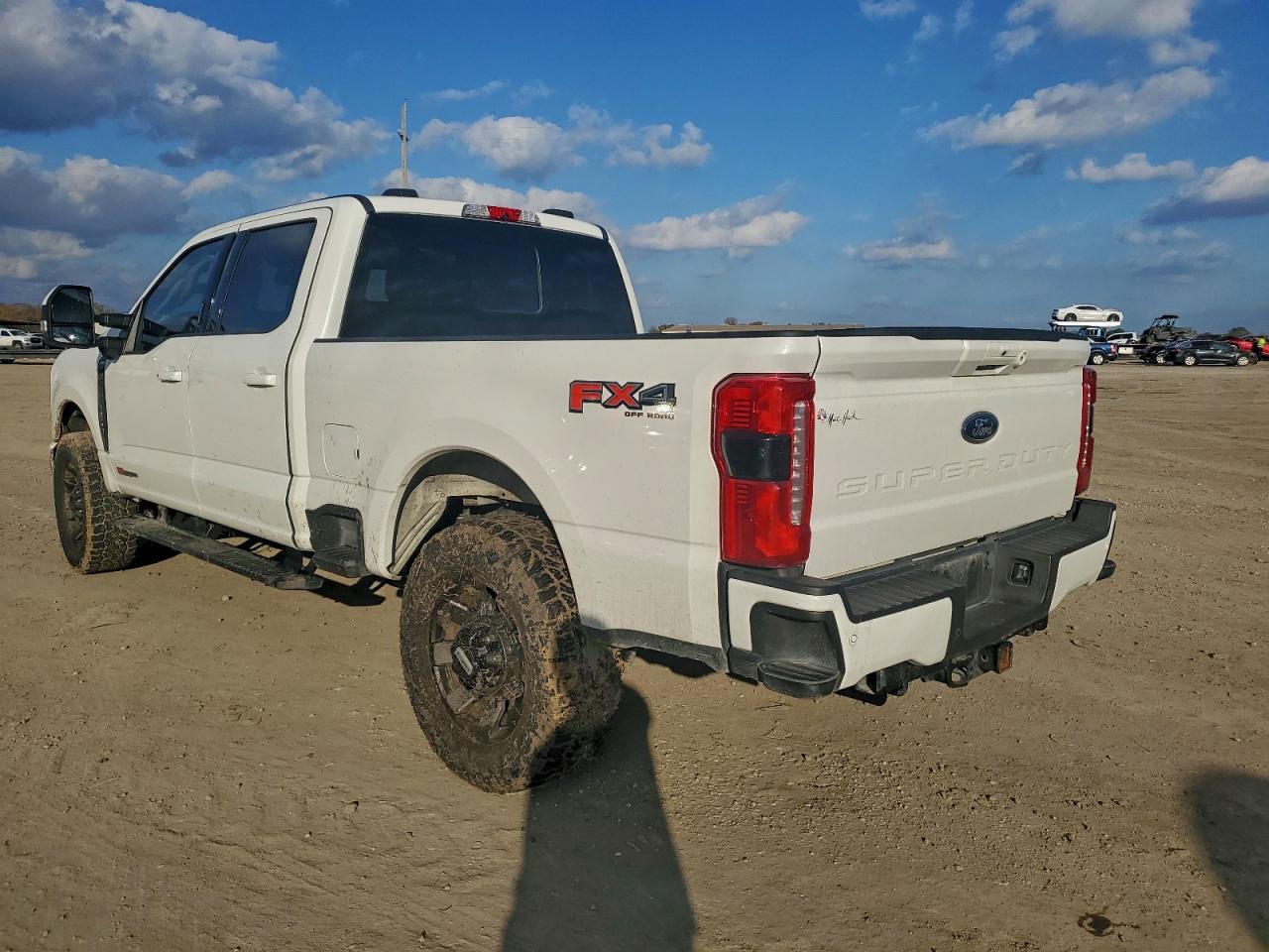 2023 Ford F250 Super Duty - Image 2