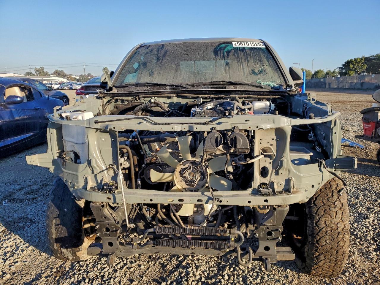 2023 Toyota Tacoma Double Cab - Image 5