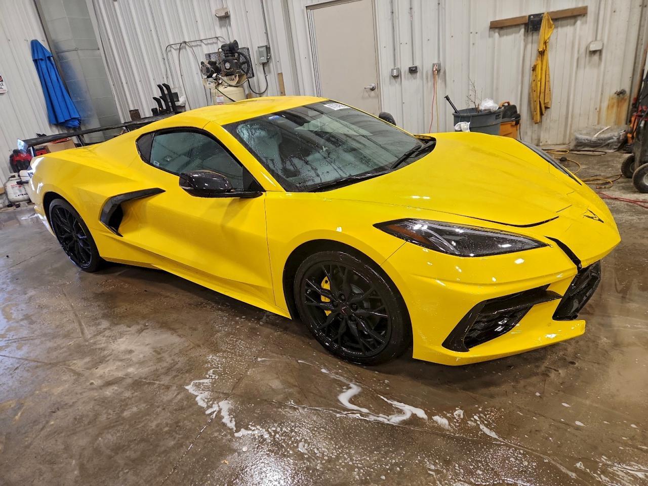 2025 Chevrolet Corvette Stingray 2Lt - Image 4