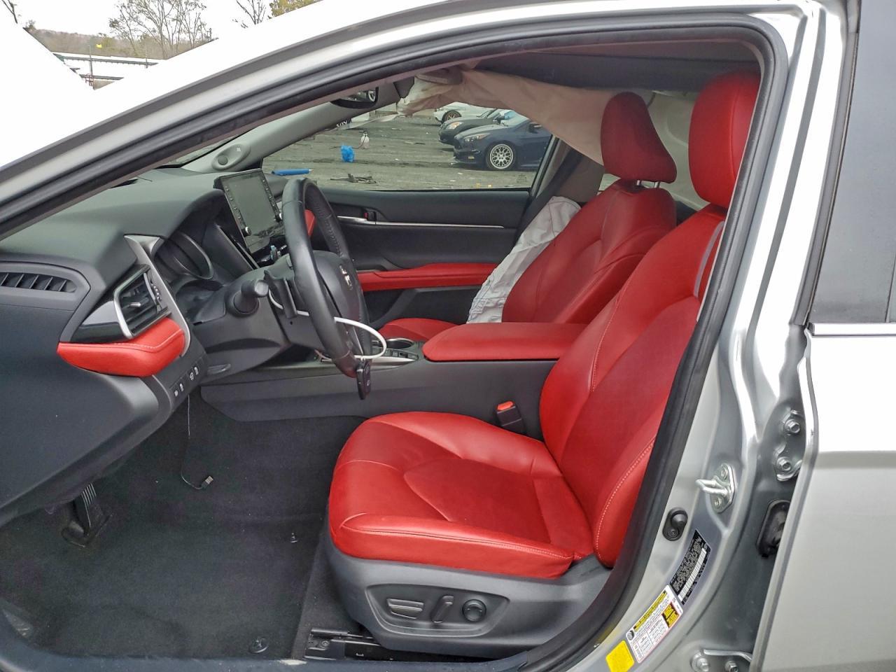 2022 Toyota Camry Xse - Фото 7