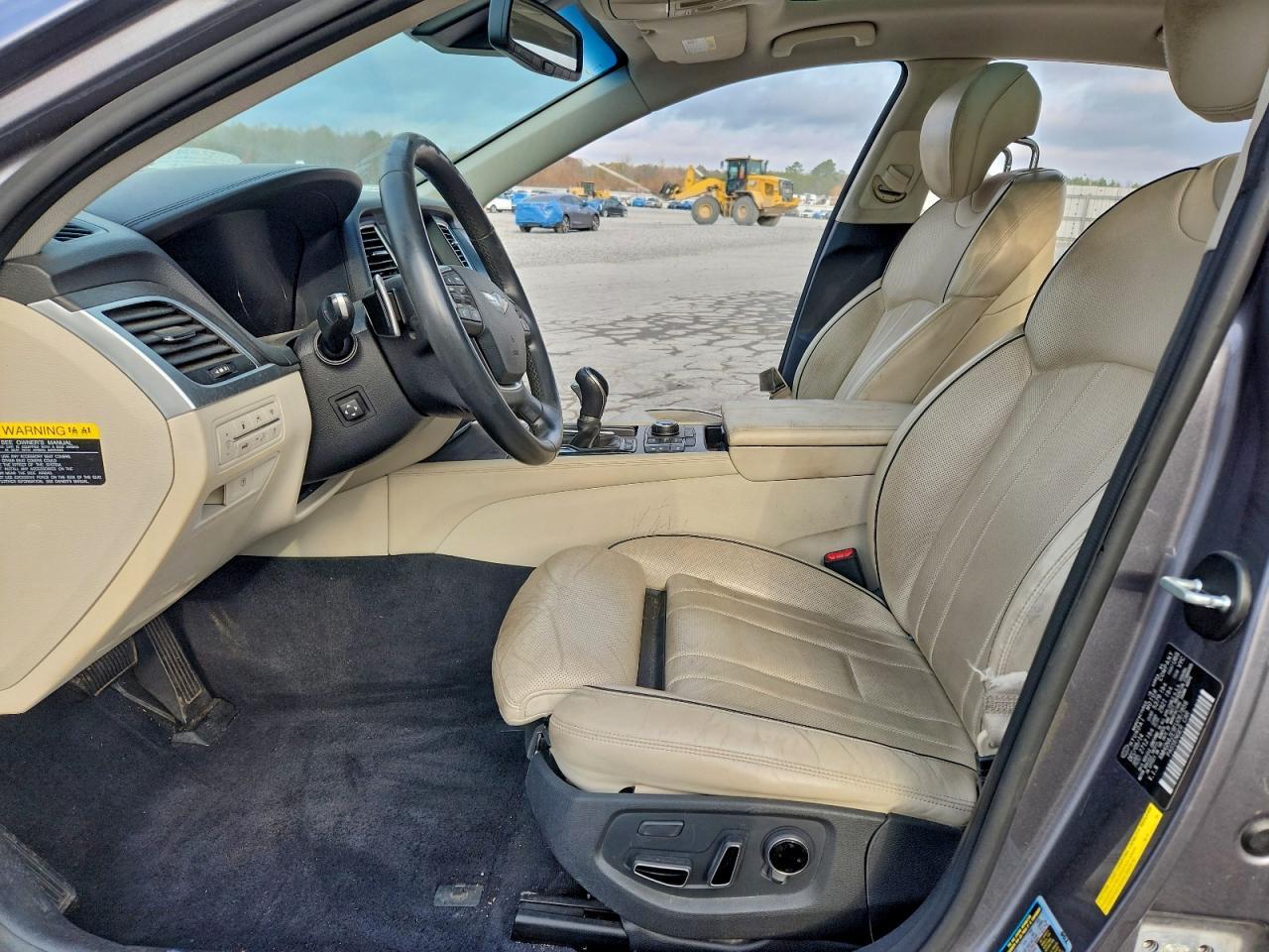 2015 Hyundai Genesis 3.8L - Фото 7