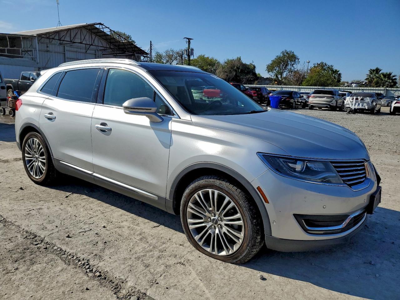 2016 Lincoln Mkx Reserve - Image 4
