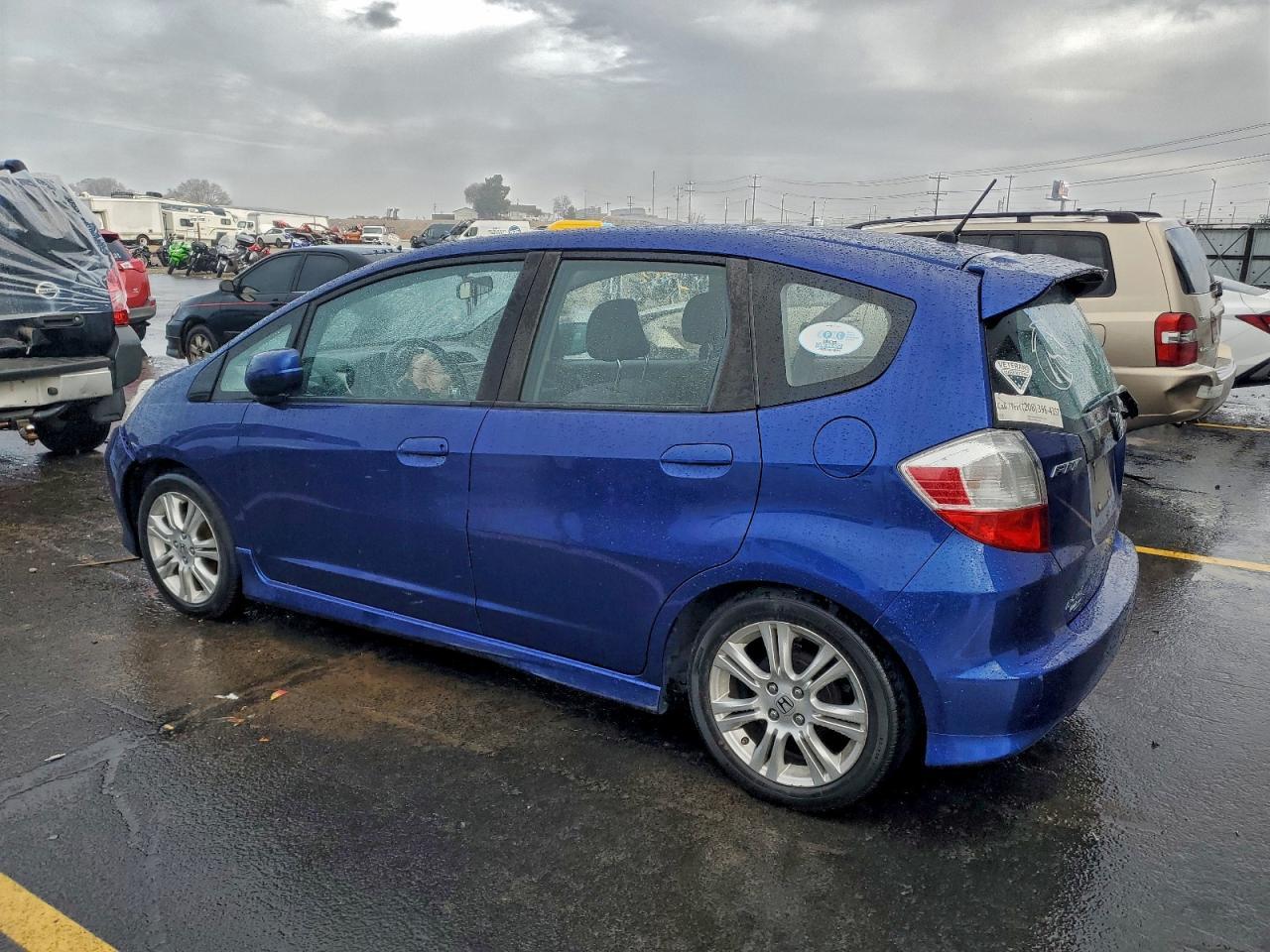 2010 Honda Fit - Фото 2