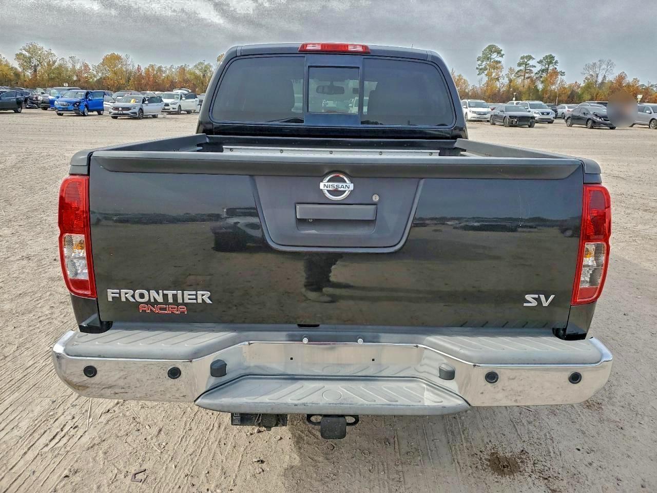 2015 Nissan Frontier S - Фото 6