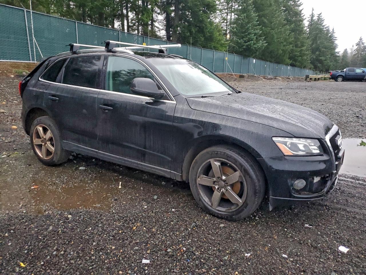 2010 Audi Q5 Premium Plus - Image 4