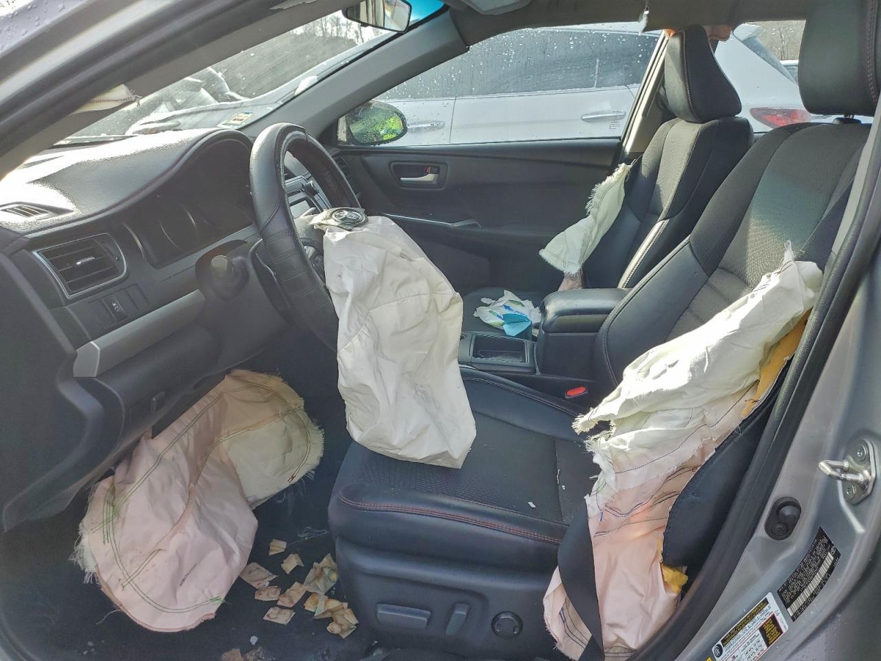 2017 Toyota Camry Le - Фото 7
