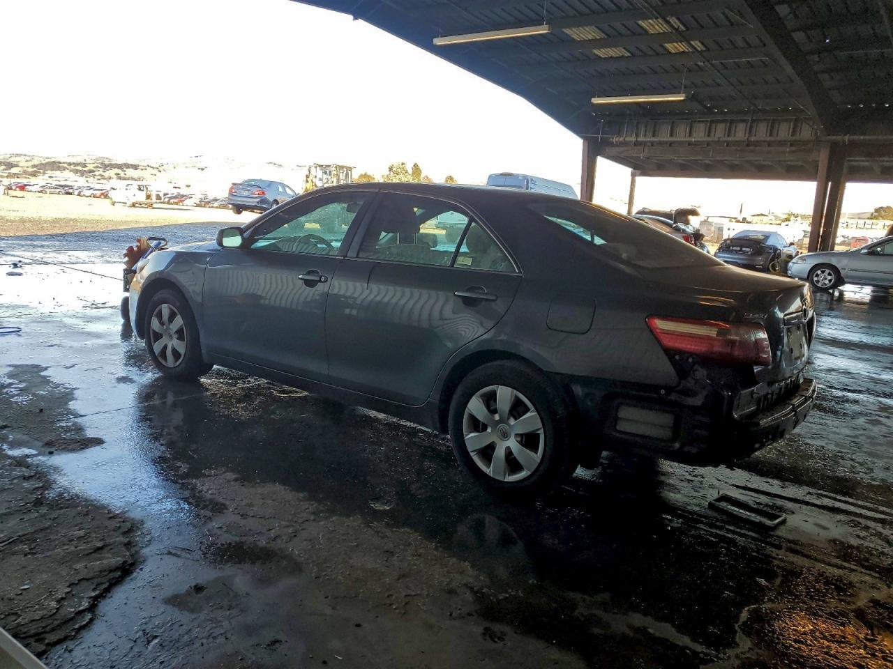 2009 Toyota Camry - Image 2