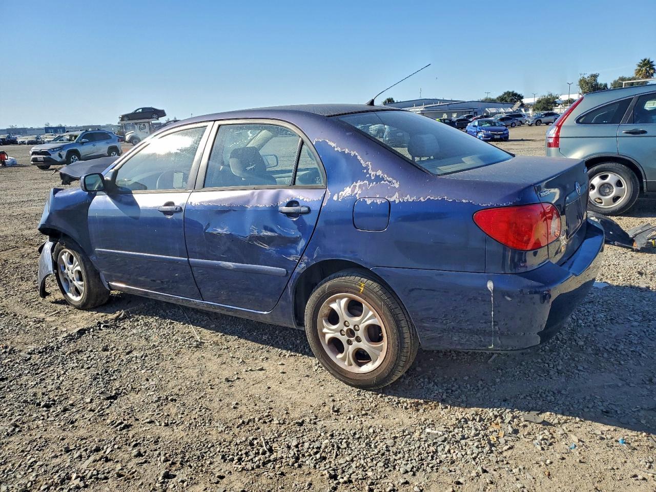 2004 Toyota Corolla Ce - Фото 2