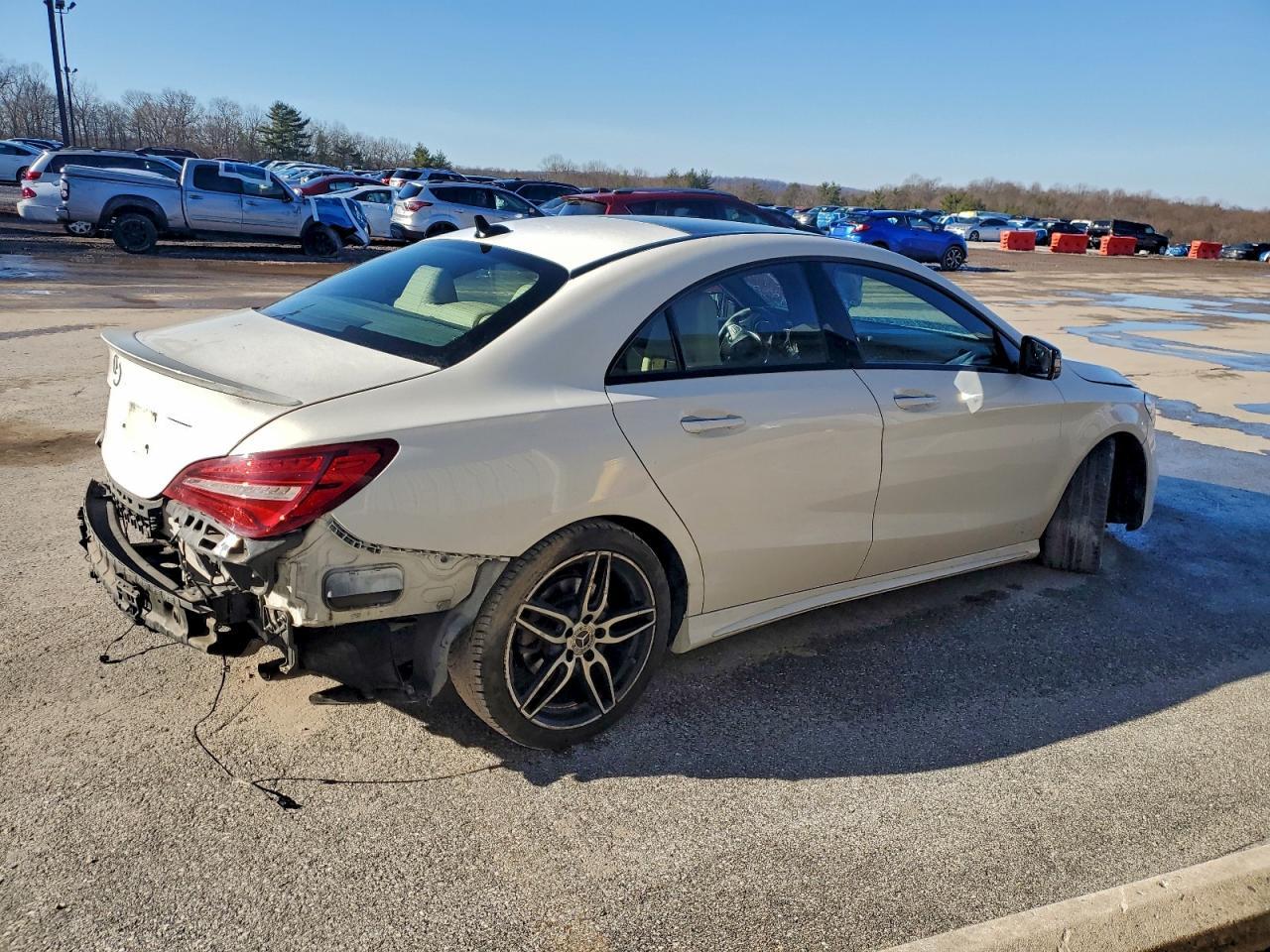 2018 Mercedes-Benz Cla 250 - Image 3