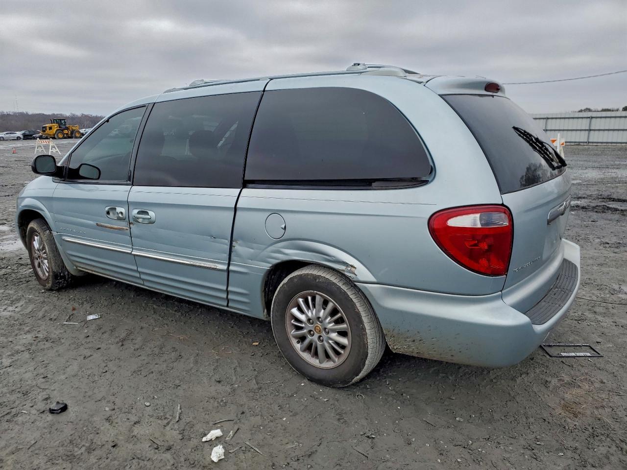 2001 Chrysler Town & Country Limited - Фото 2