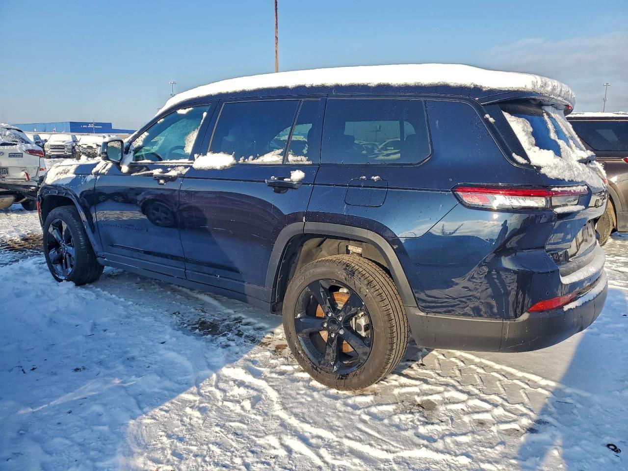 2024 Jeep Grand Cherokee L Limited - Image 2