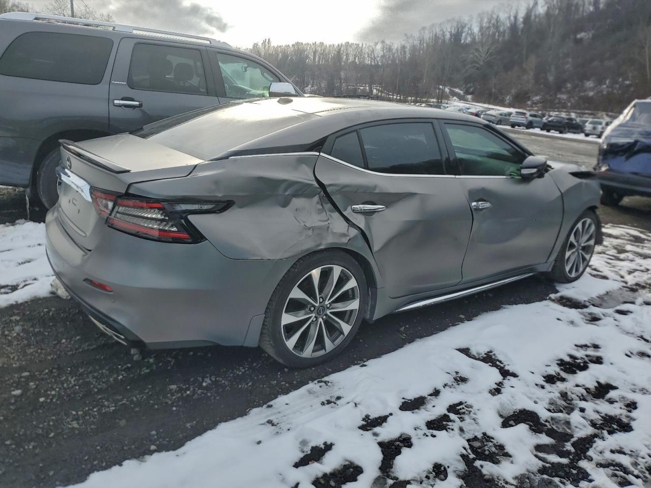 2023 Nissan Maxima Platinum - Фото 3