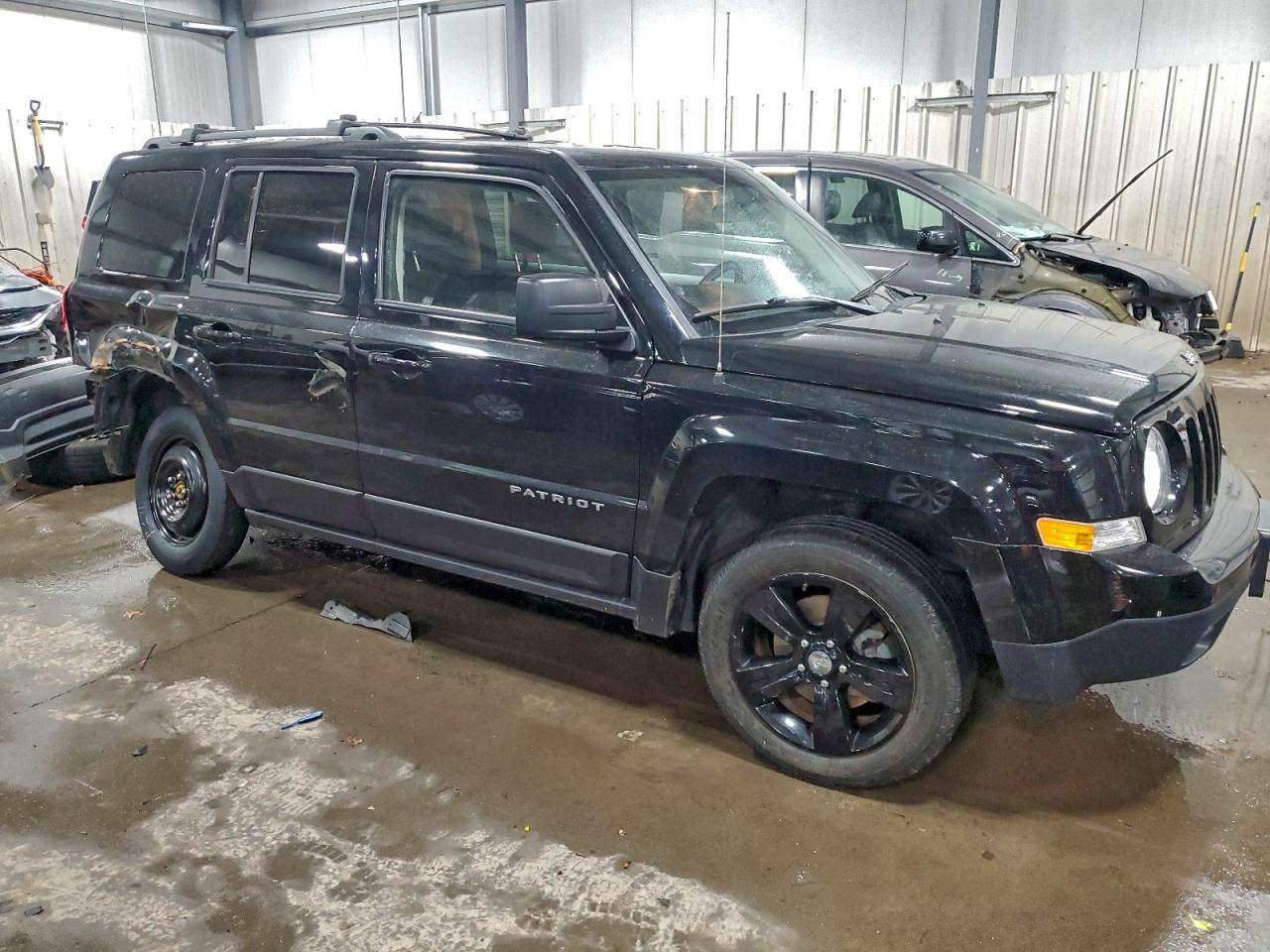 2015 Jeep Patriot Latitude - Фото 4