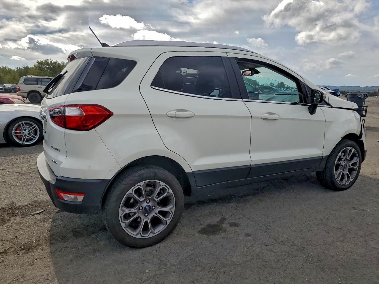 2020 Ford Ecosport Titanium - Image 3