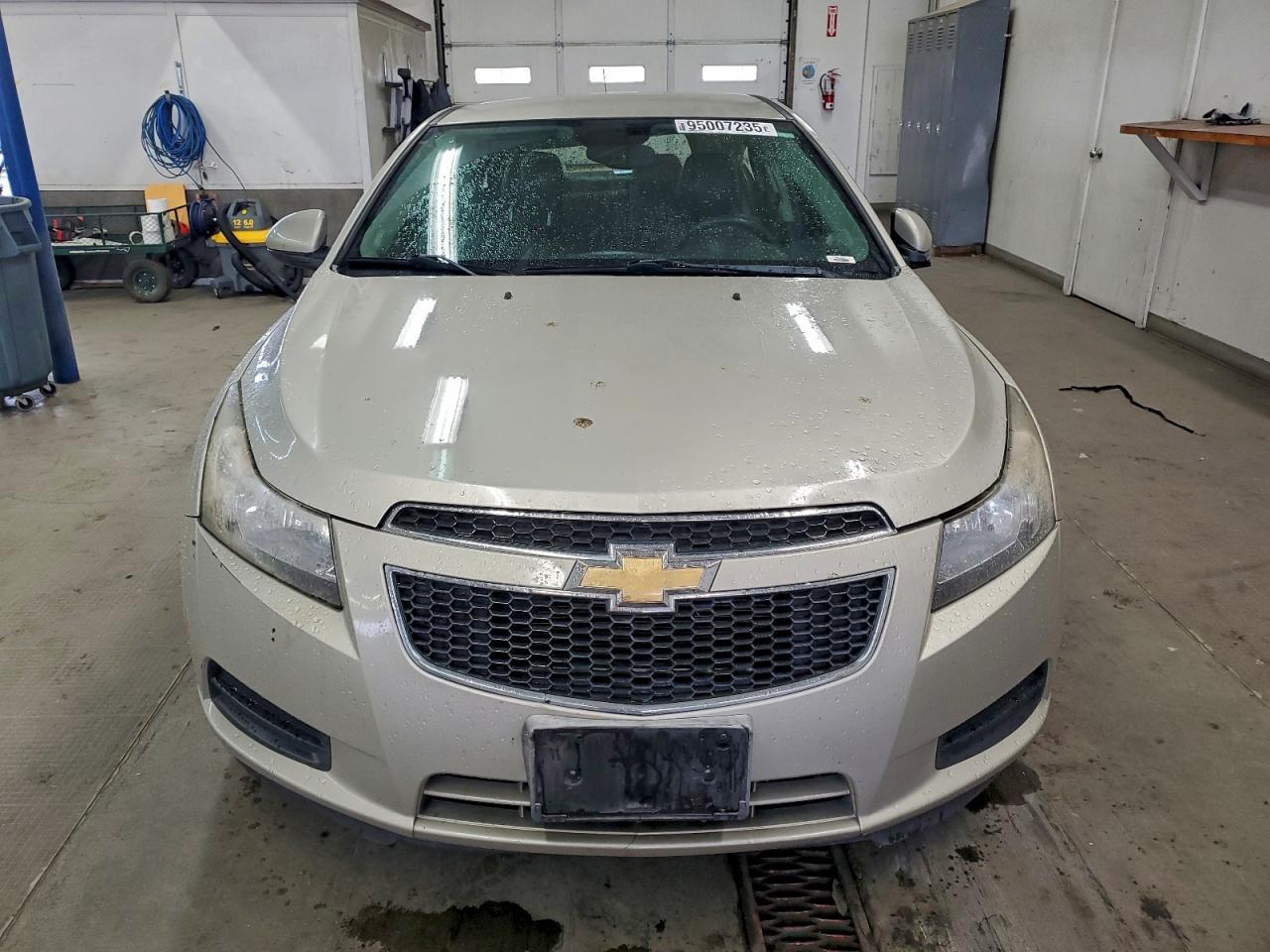 2013 Chevrolet Cruz - Фото 5
