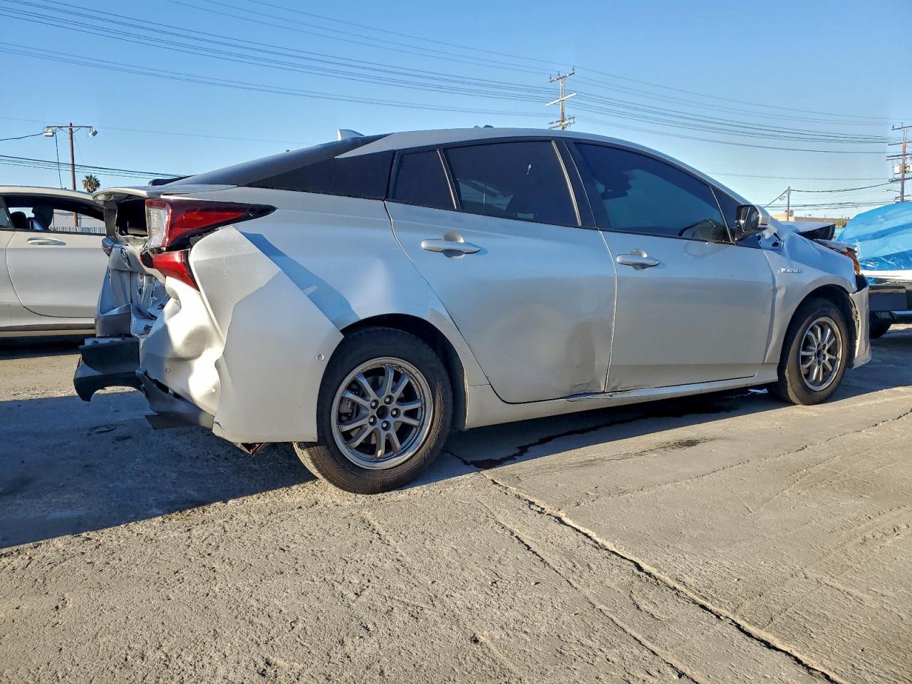 2019 Toyota Prius - Image 3