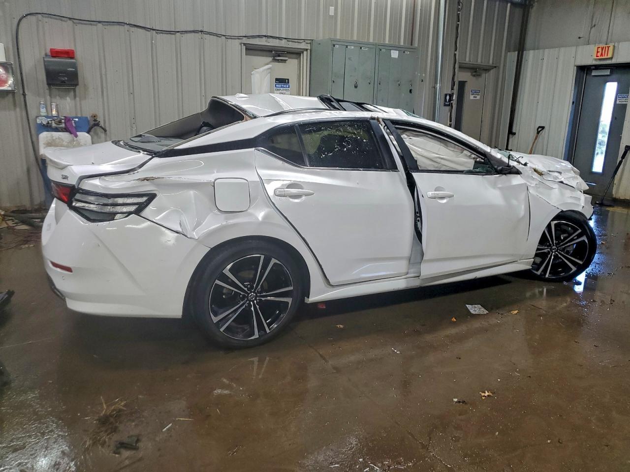 2021 Nissan Sentra Sr - Фото 3