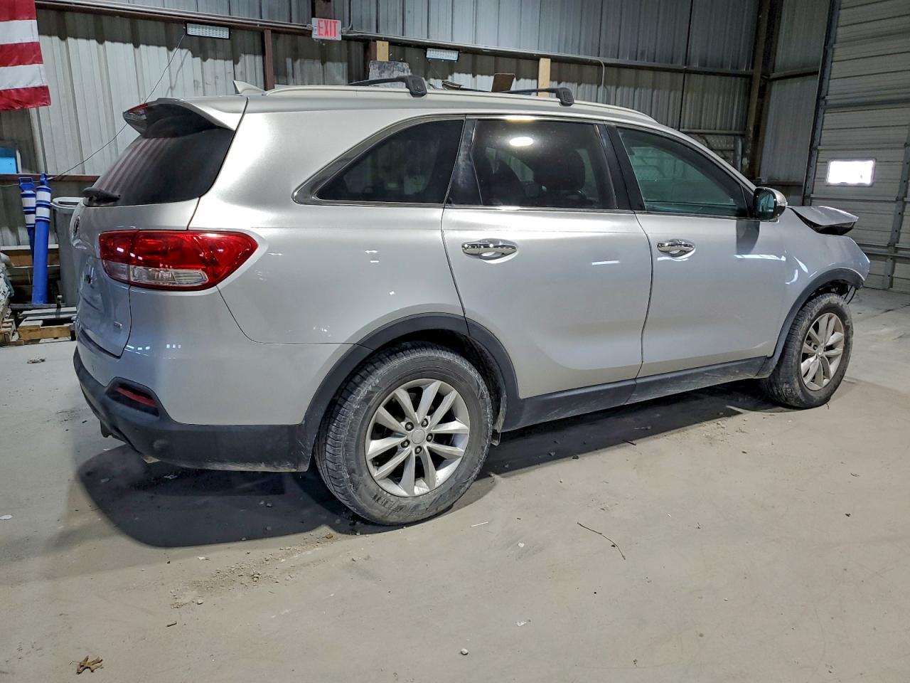 2017 Kia Sorento Lx - Image 3