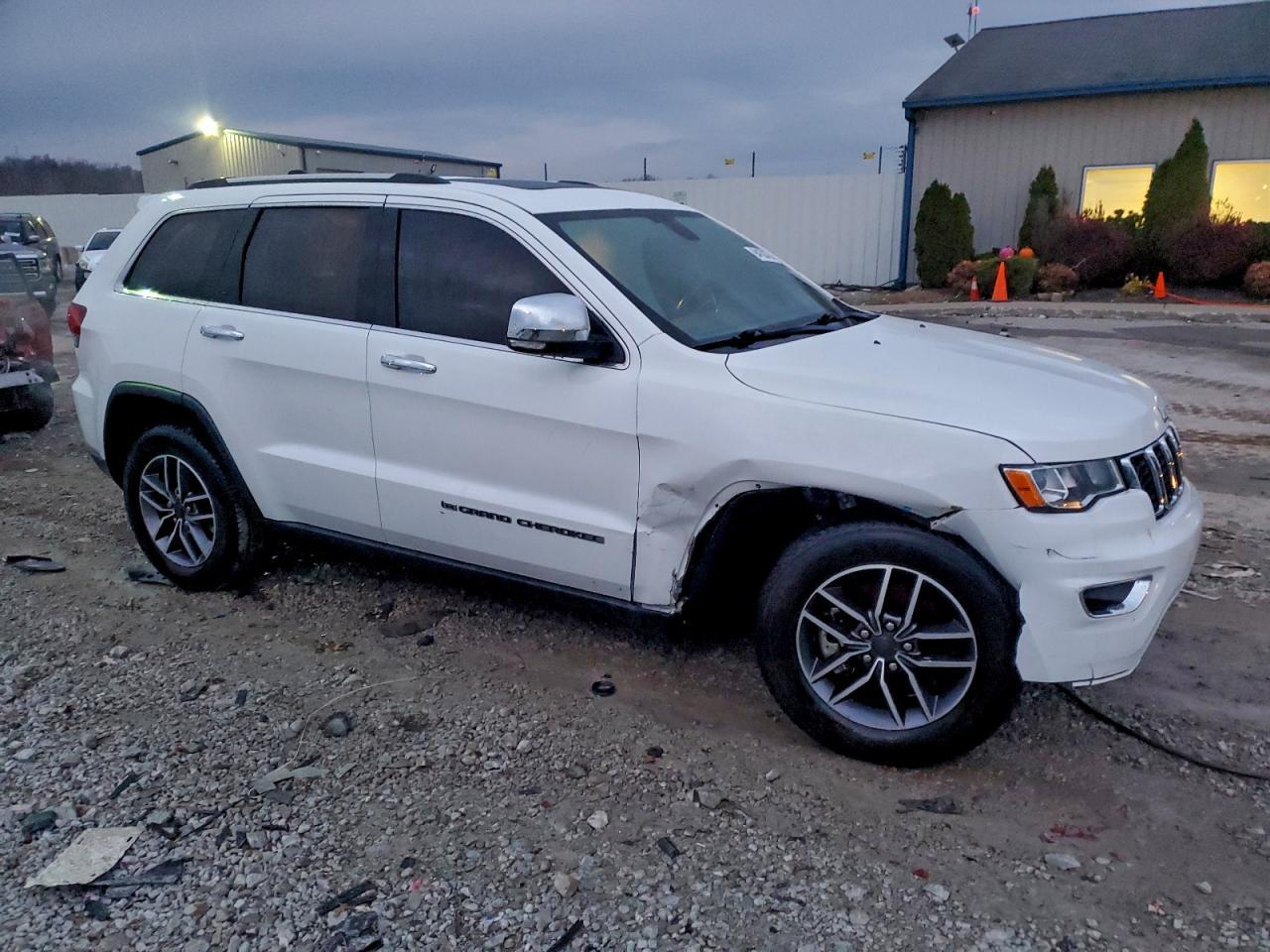 2022 Jeep Grand Cherokee Limited - Image 4