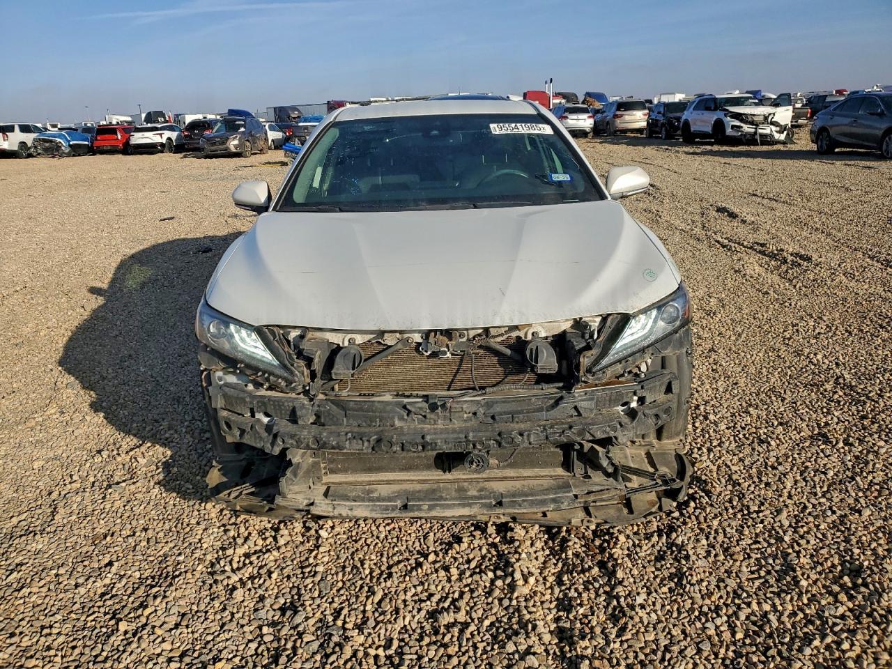 2021 Toyota Camry Xse - Фото 5