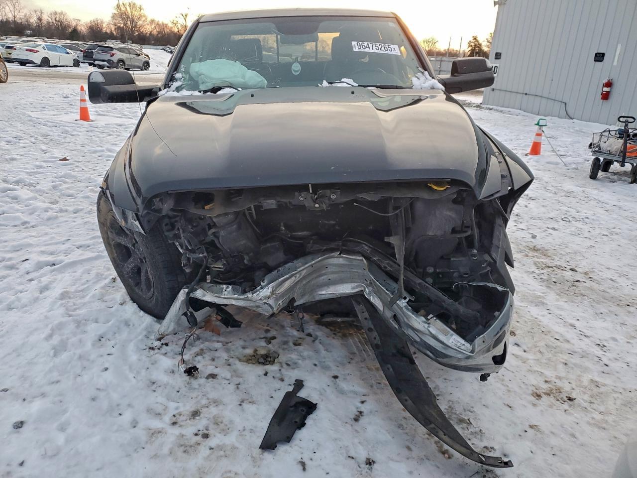 2016 Ram 1500 Laramie - Фото 5