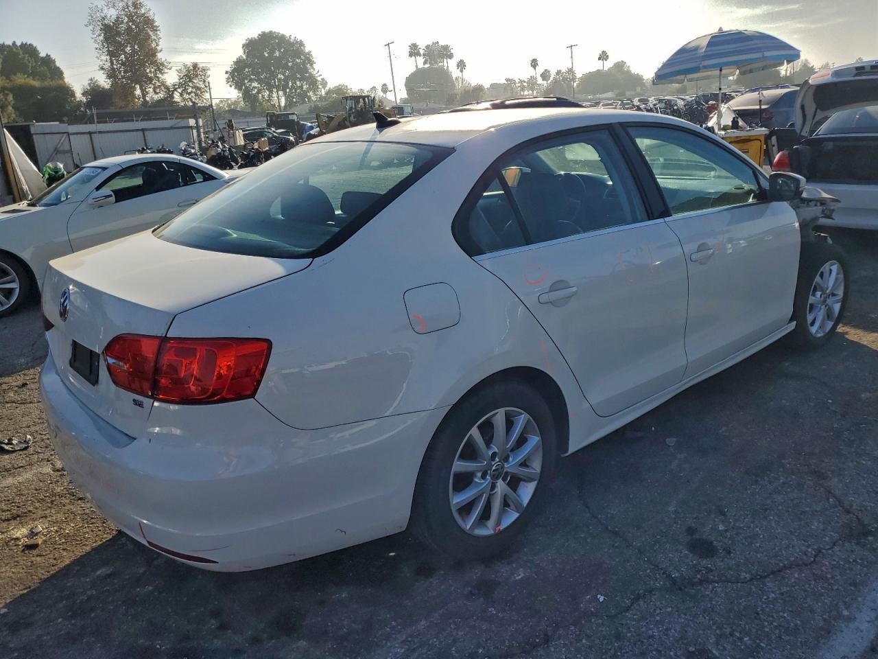 2014 Volkswagen Jetta Se - Фото 3