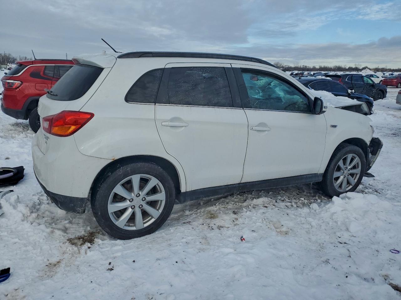 2015 Mitsubishi Outlander Sport Se - Фото 3