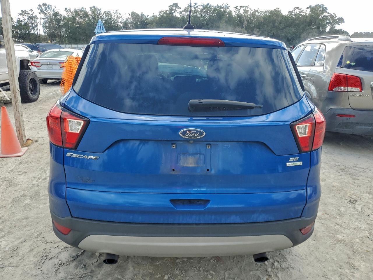 2019 Ford Escape Se - Фото 6