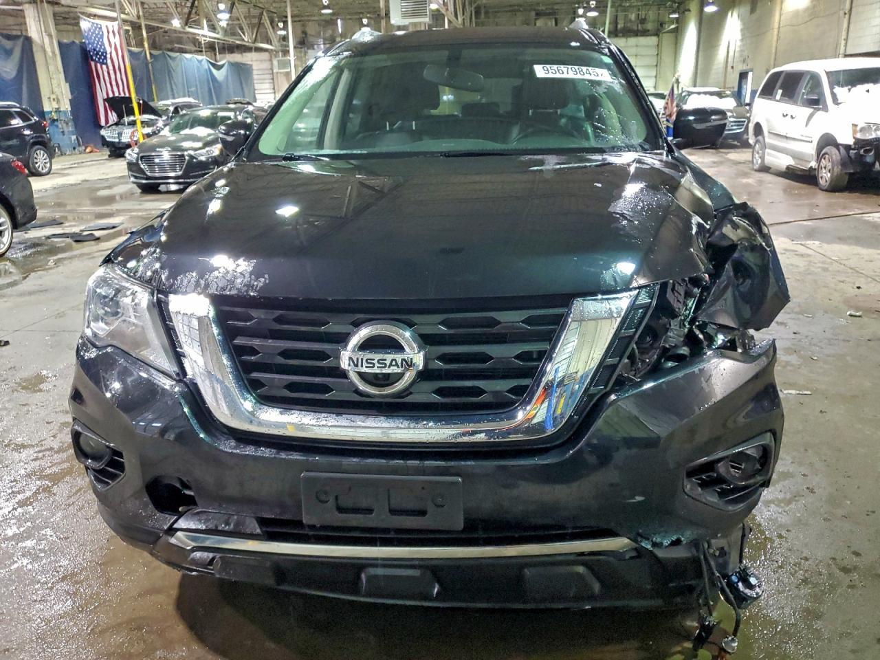 2018 Nissan Pathfinder S - Фото 5