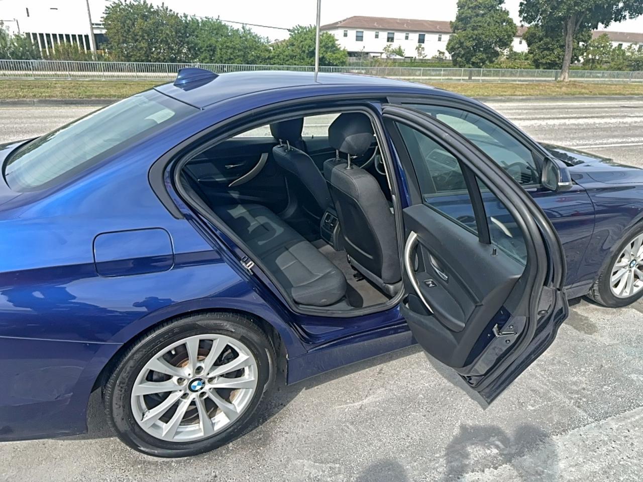 2018 BMW 320 I - Фото 6