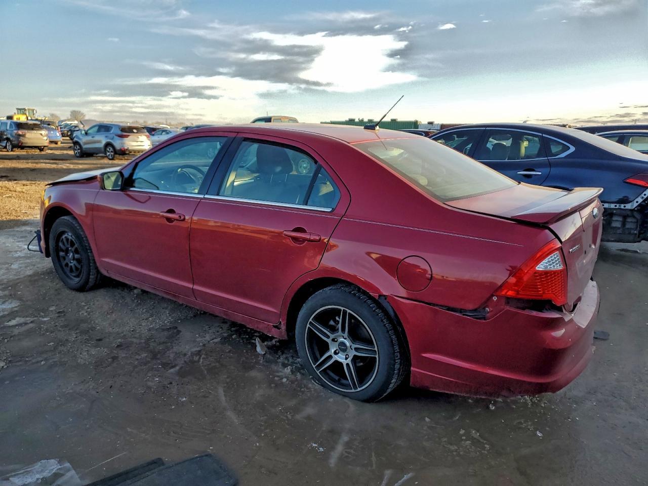 2010 Ford Fusion Se - Фото 2