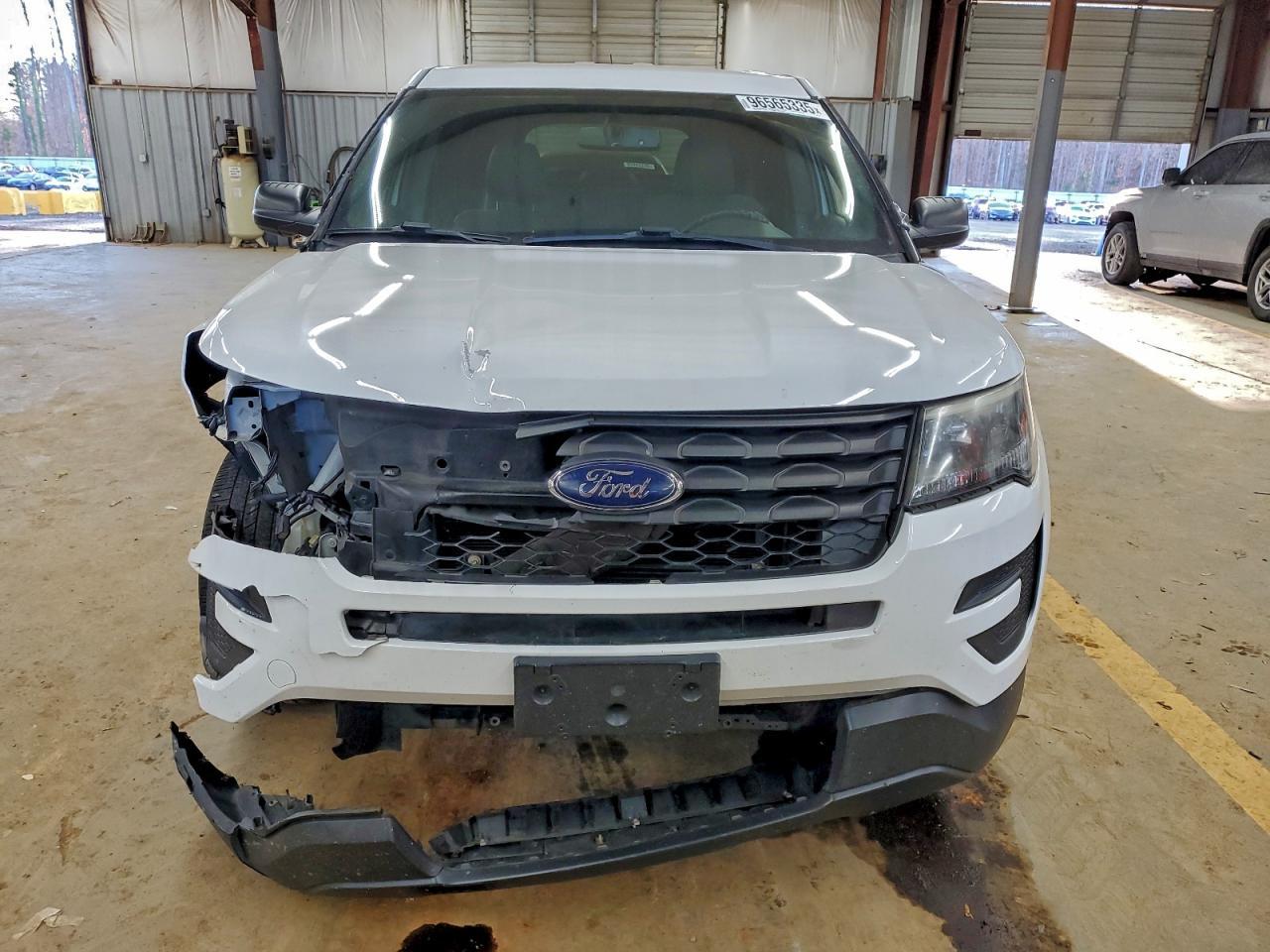 2017 Ford Explorer Police Interceptor - Фото 5