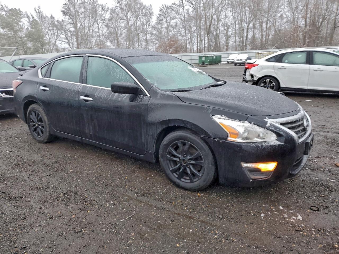 2015 Nissan Altima 2.5 - Фото 4