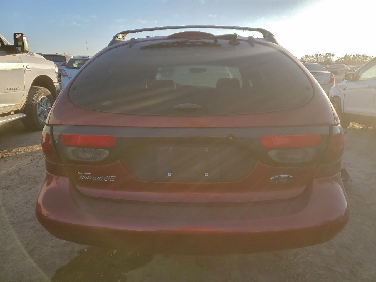 1999 Ford Taurus Se - Image 6