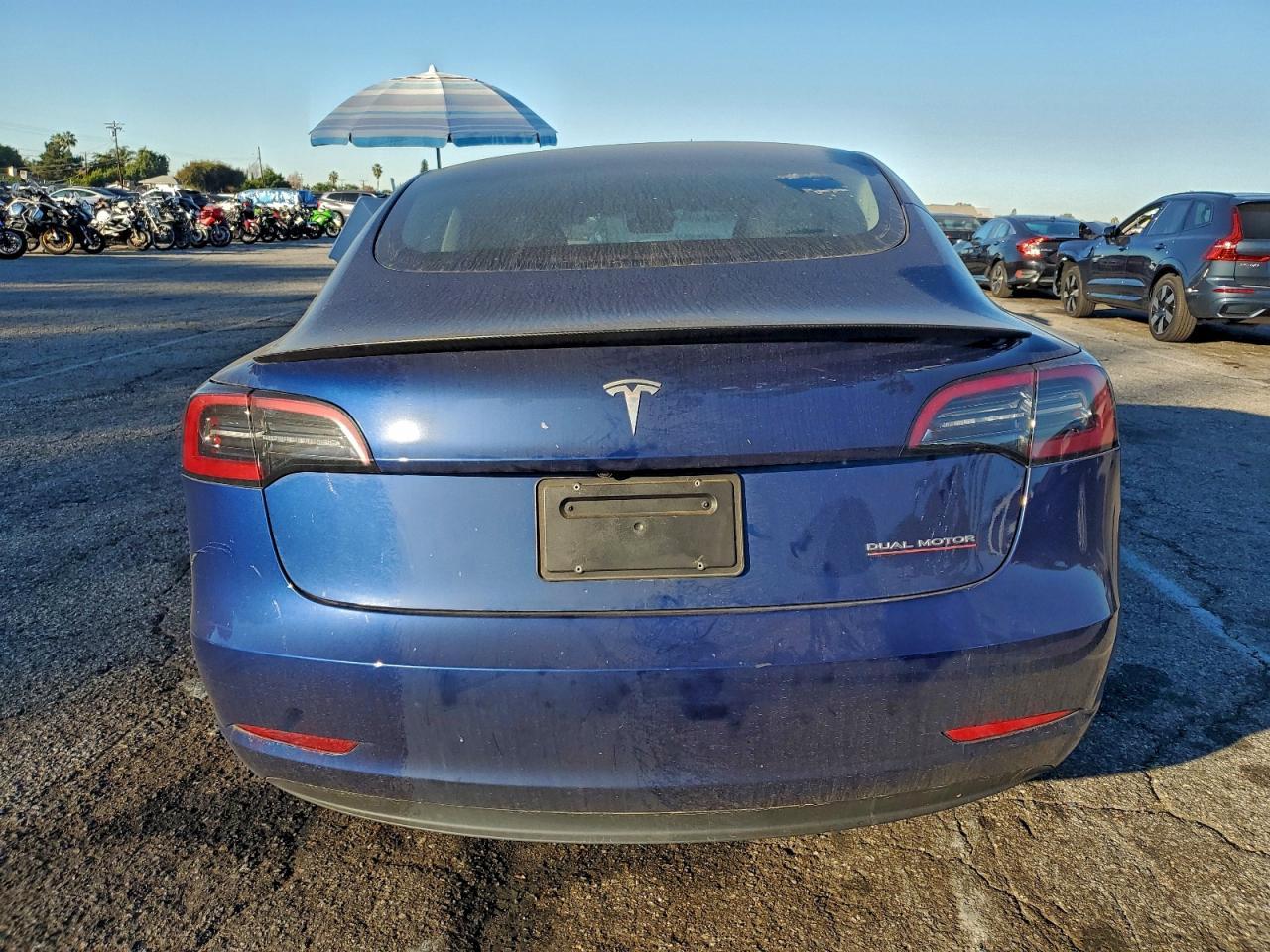 2023 Tesla Model 3 - Фото 6