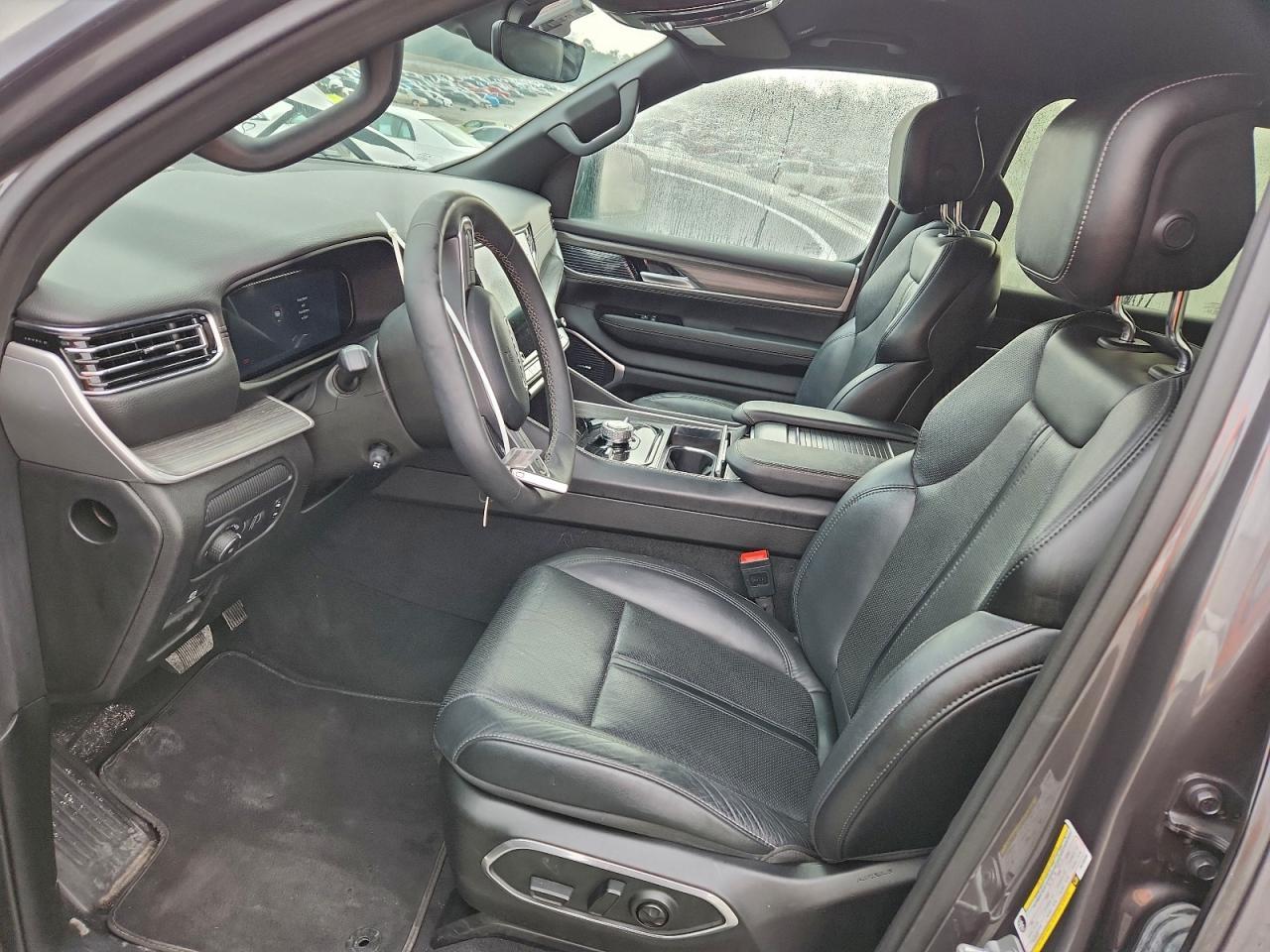 2024 Jeep Wagoneer L Series Iii - Image 7