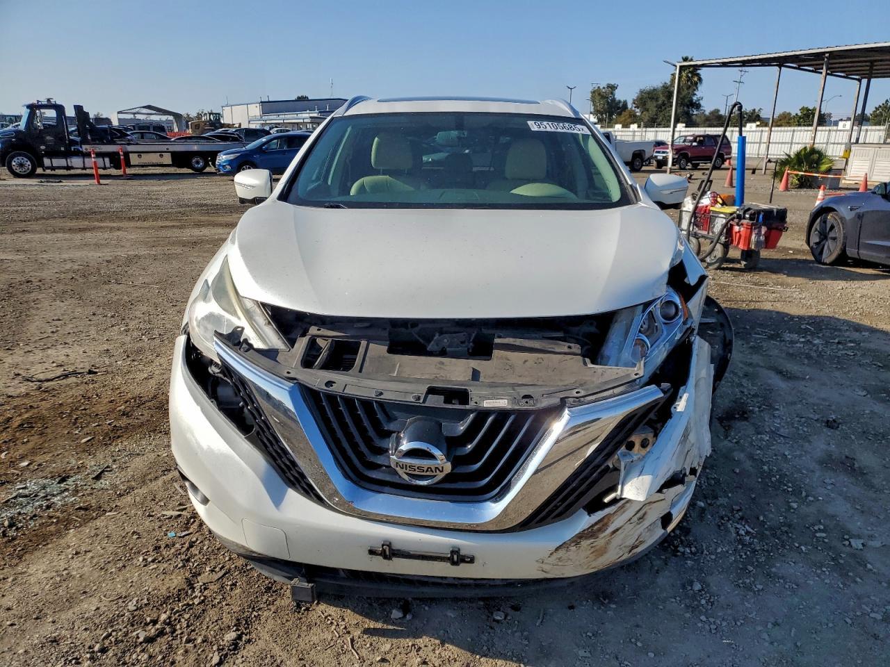 2015 Nissan Murano S - Фото 5